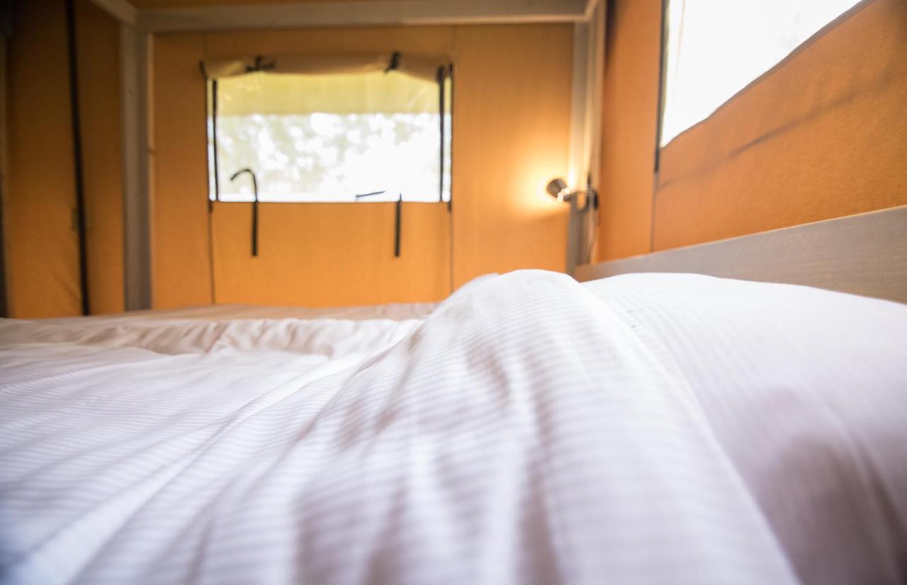 Glamping Le Tegole Hotel Рипарбела Екстериор снимка