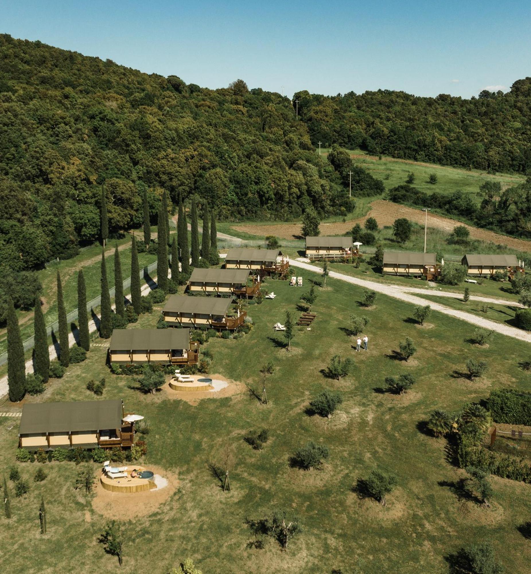 Glamping Le Tegole Hotel Рипарбела Екстериор снимка